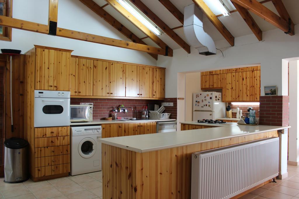 Villa In Moniatis Chambre photo